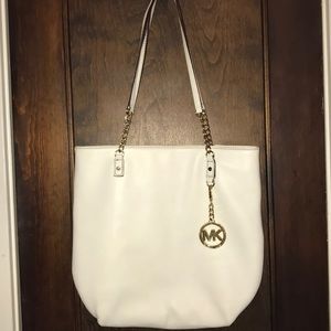 White Michael Kors tote